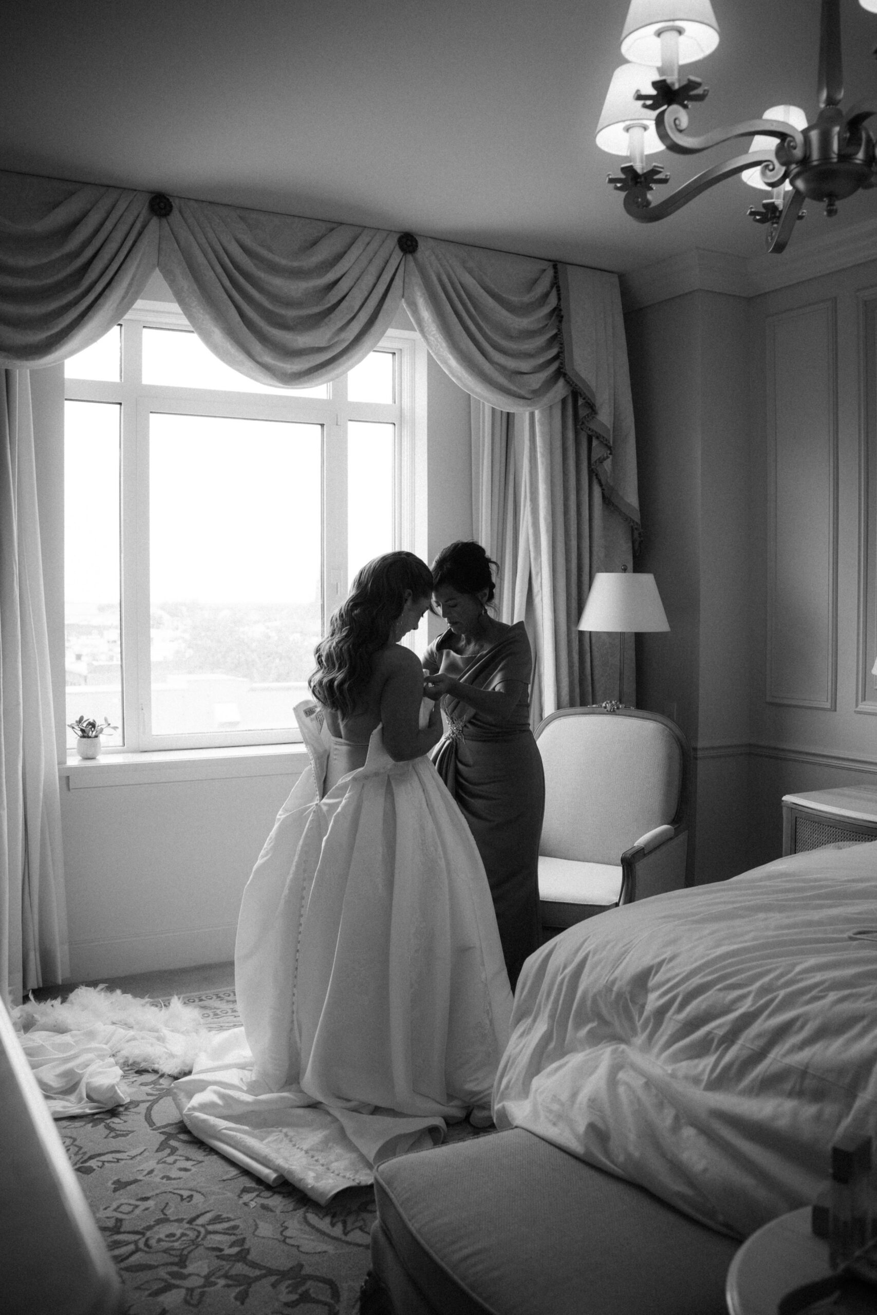 Bride getting ready at Charleston Place hotel in Charleston, SC